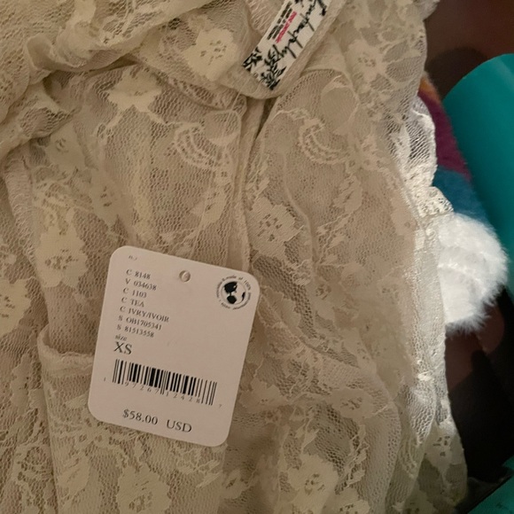 NWT Free People Everything in Lace Tunic Top Color: Dark brown & ivory Size XS - Picture 7 of 7